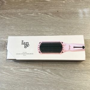 Lange - le vite ceramic straightening brush in blush
